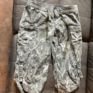Nike Camo capri’s